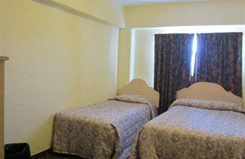 Traveler'S Hotel Salinas Ngoại thất bức ảnh